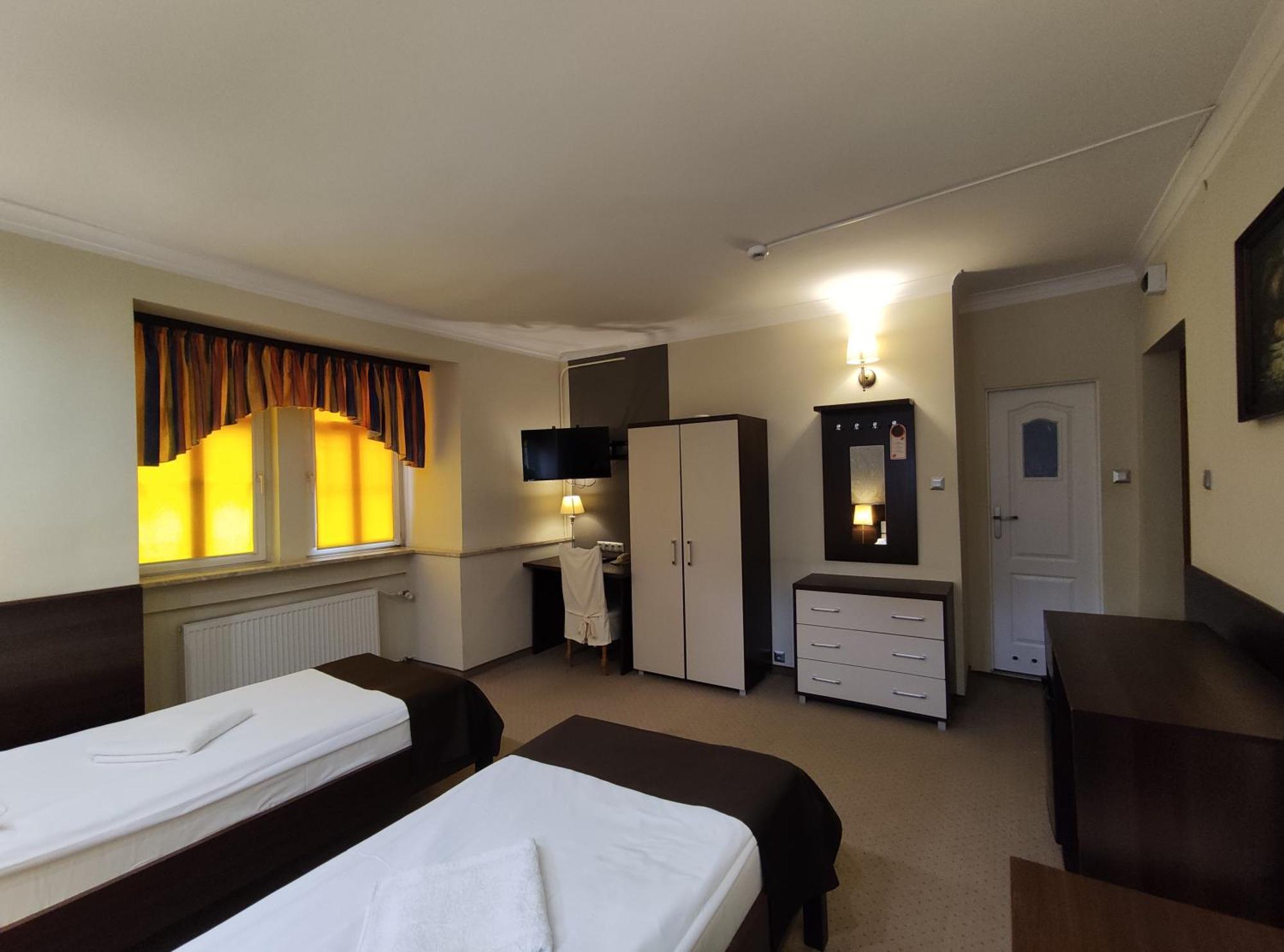 Atena Hotel